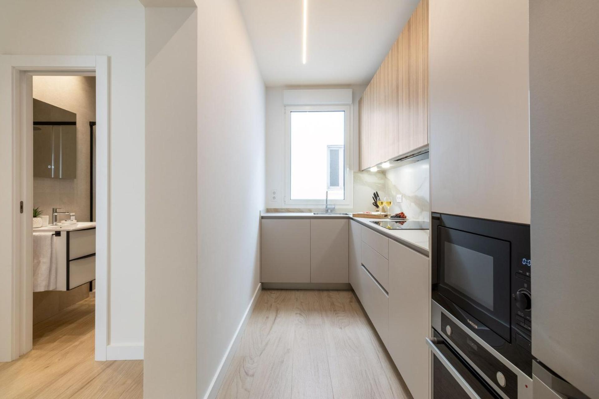 Apartamento Trendy Malasana For 4 Ideal Getaway, Madera Ii *